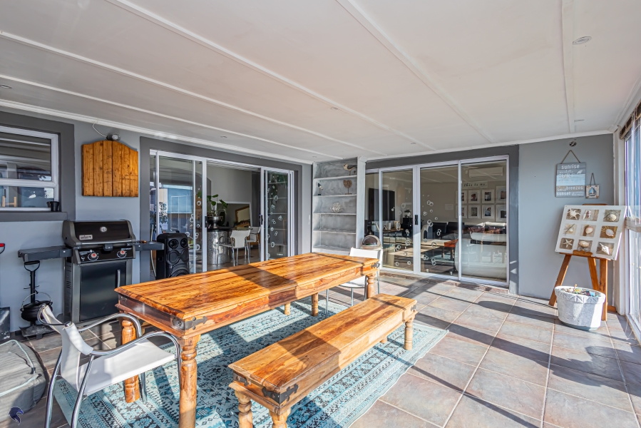 3 Bedroom Property for Sale in Country Club Western Cape
